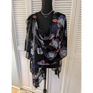 Jessica Simpson Maternity/Nursing Purple Floral Kimono Shawl Top Lace Button O/S